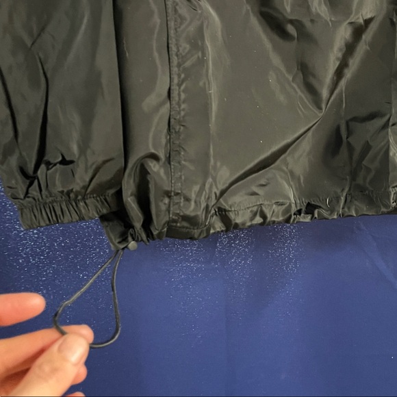 NWT Women’s Black Hooded Windbreaker Jacket - Picture 7 of 8